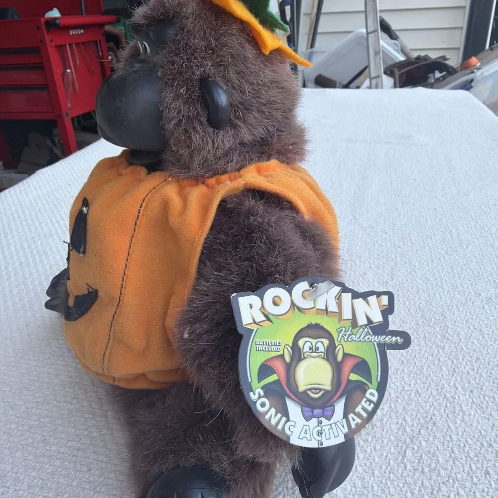 Novelty Inc Rockin Halloween Gorilla Pumpkin Animated Plush Parts Repair Vintage